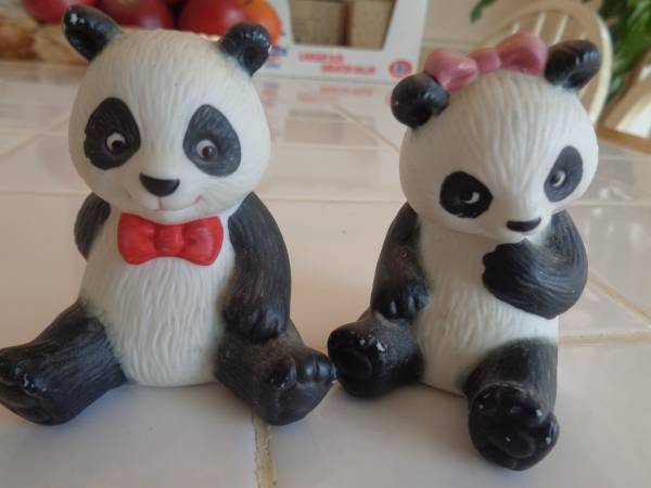 Vintage Avon Black/White Panda Bears 1