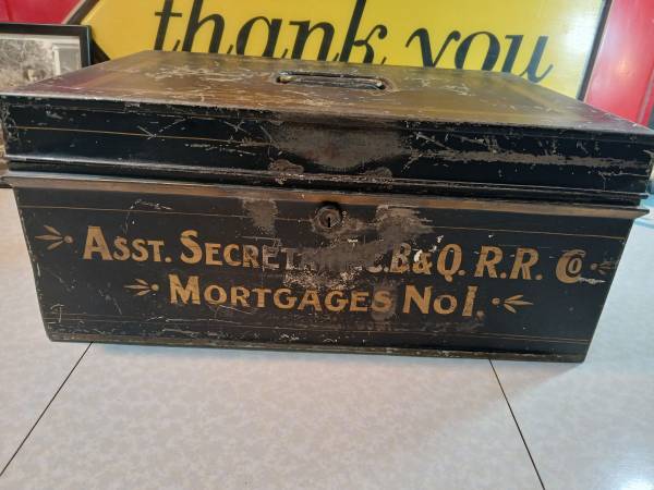 Antique  Asst. Secretary  C.B & Q. R.R. Co. Mortgages No. 1 Tin Lock 1