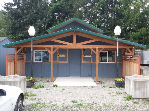 Building for Lease on SR203 1