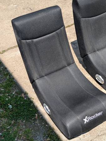Gaming Chairs - AS IS - PRICE IS FOR ALL THREE - $15 (Detroit-Shoreway)63471125673475121