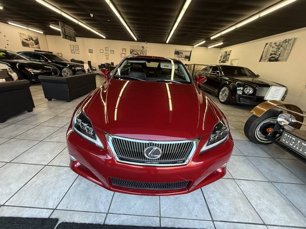 2010 LEXUS IS250C ROJO $4,000 DE CUOTA INICIAL SIN VERIFICACIÓN DE CRÉDITO FINANCIAMIENTO BAJAS MILLAS - $4,000 (SACRAMENTO)63619131490433121