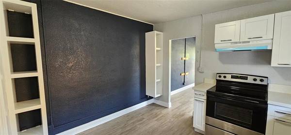 $1,750 / 1br - WOW.. UNIQUE CLEAN 1 BEDROOM, 1 BATHROOM DUPLEX. (POMPANO BEACH)64001849938051121
