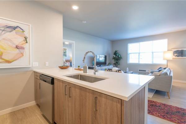 $2,050 / 2br - 923ft2 - Coffee Bar, Concierge, Co-Working Space (13285 Southwest Hawks Beard Street, Tigard, OR)63867270050819123