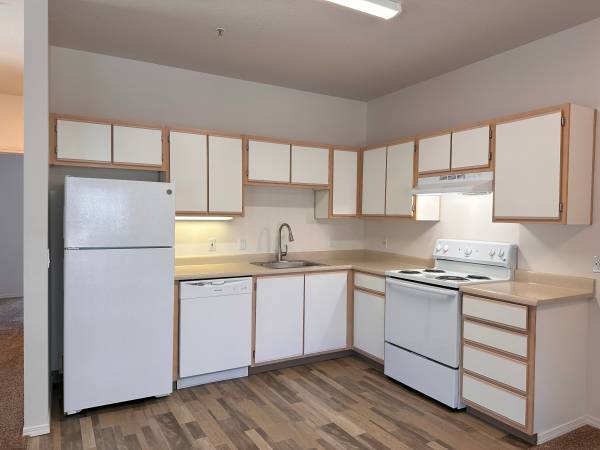$1,395 / 1br - 632ft2 - 💰 NEW LOWER PRICE | 1x1 | W/D In Unit 🤑 (Beaverton)63831398336257120