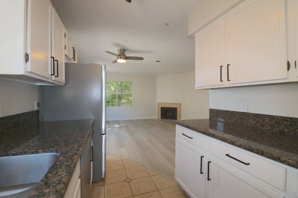 $3,650 / 4br - 1200ft2 - ($500 OFF MOVE IN SPECIAL!) 4/ 2 townhome USD/ Fashion Valley! Prkg (San Diego/ Linda Vista)63663853846019122