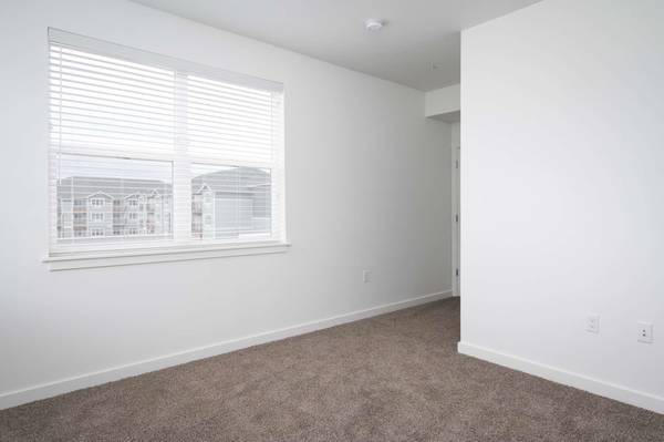 $2,595 / 3br - 1193ft2 - We're right on the bus line! Great 1193 sq ft 3 bed, 2 bath! (Oregon City - Beavercreek)63820909700225121
