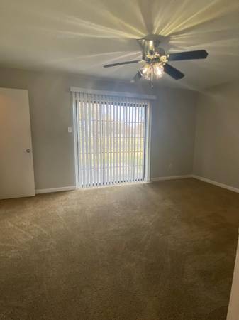 $699 / 1br - 655ft2 - Controlled Access, Free Wi-Fi in Common Areas, 1/bd (3400 Shady Hill Dr, Baytown, TX)63924171313539123