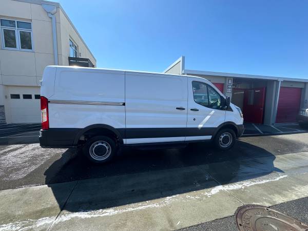 furgoneta Ford Transit 2017 - $24,000 (san jose este)63613171041665121