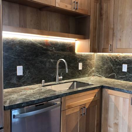 $5,495 / 2br - Jordan Park, 2 br, 2 fireplaces, great kit, pantry, parking avail (laurel hts / presidio)63870648759043123