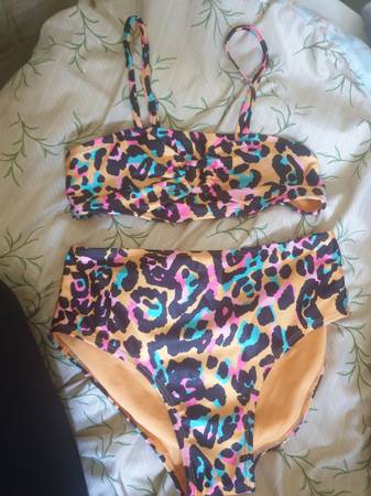 Girls Swimsuit Two Piece Size L 10-12 1