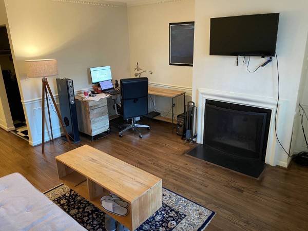 $2,350 / 1br - 700ft2 - Furnished one-bedroom available Oct. 1 (16th & U)63895919484803121