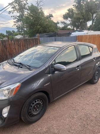 2015 Toyota Pruis C - $8,000 (Denver)63619768113409121