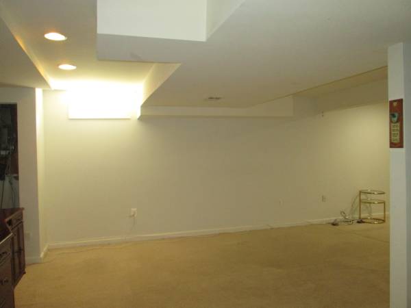 $950 / 1br - 1400ft2 - SOTANO GRANDE  NUEVO PARA 1 PERSONA CON PARQUEO (SILVER SPRING)63843416514561122