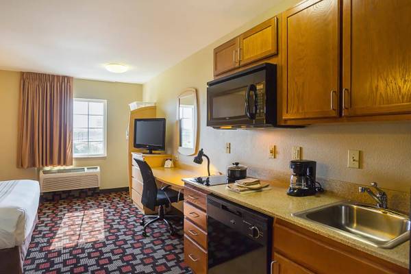 $354 / 1br - Flexible Apartment Living, Without the Hassle! (1620 Leisure Way, Clarksville, IN)64008826586114123