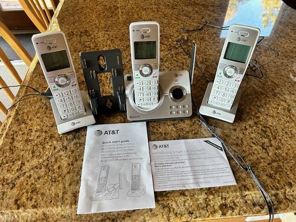 AT&T cordless phone system 1