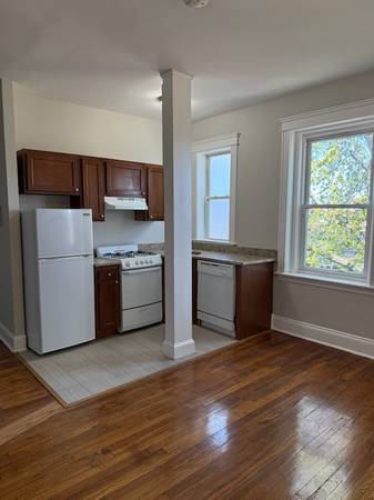 Estudio de $2,100 en Allston / 1 baño | Gatos negociables | Cerca de Harvard Avenue (Allston)64034776757506121
