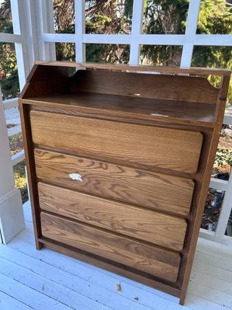 Changing table/dresser 1