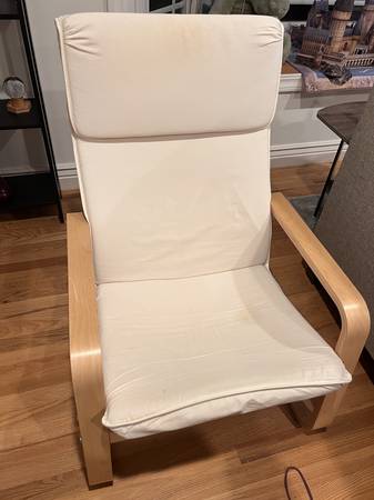 Ikea rolling chair, great condition 1