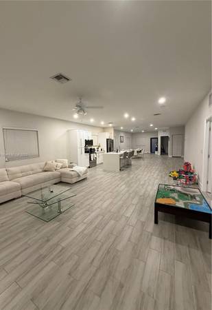 $3,850 / 3br - 2270ft2 - 3B/2B Modern Single Family Home (Hollywood Beach)63906440807043121