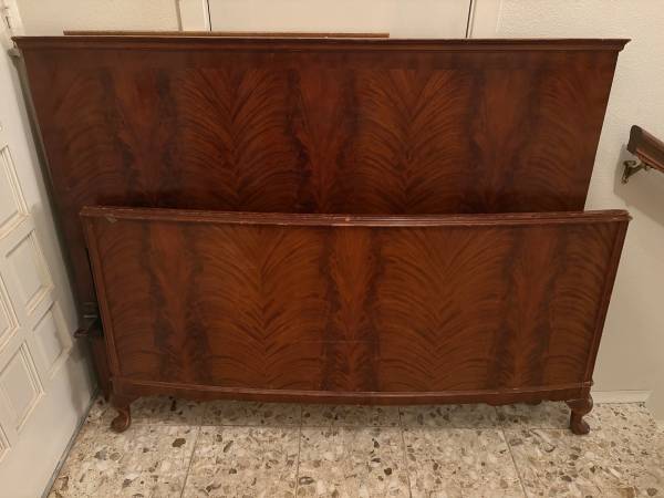 Solid Cherry Full Bed w/ Side Rails 1
