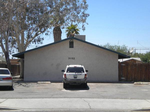 2052 S. Madison Ave Yuma, AZ 85364 1