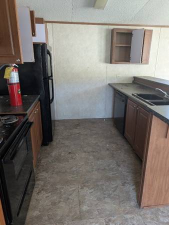 Central & Convenient Mobile Home Available For Rent or Sale 1
