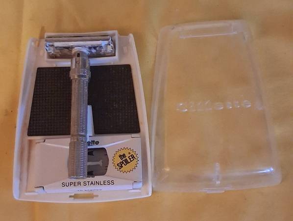 1960's Gillette Straight Razor #N2 1