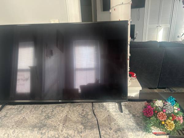 LG 55” tv 1