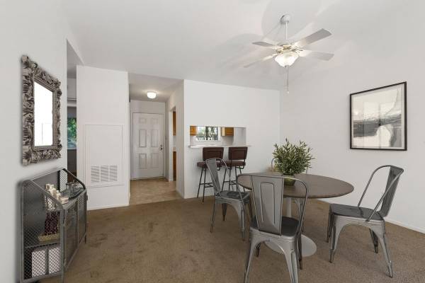 $1,845 / 2br - 998ft2 - ADA Accessible Units Available, Well-Appointed Baths, Security Alarm (Located in Northwest Fresno, Fig Garden loop district.)63798509591553123