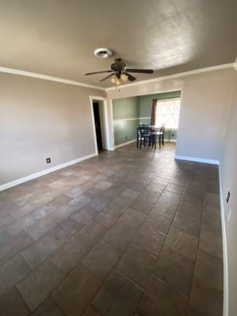 $1700.00 / 3br - 1800ft2 - 4501 Conley63622616412675121