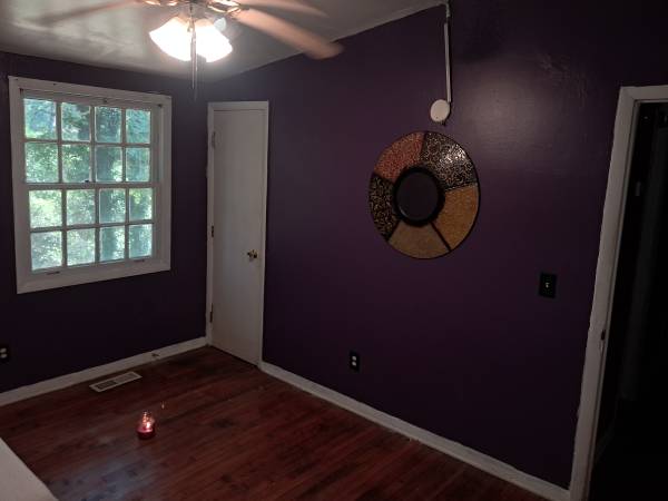 $700 / 4br - Bedroom with private bathroom in house (Forest Park)63963992828418122