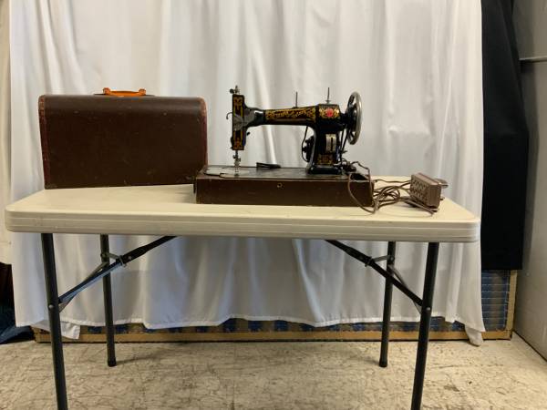 White family, rotary, sewing machine 1