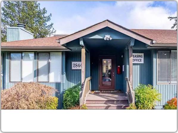 $1,650 / 2hab - 939ft2 - ¡Hermoso departamento de 939 pies cuadrados, 2 habitaciones y 1 baño con una vista espectacular! (Salem)63660412759681120