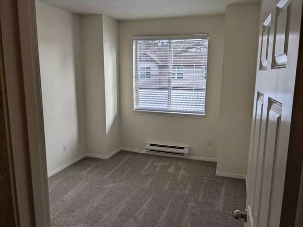 $2,937 / 3br - 1181ft2 - Bothell's top location! 3 bed, 2 bath - See it to believe it! (Bothell)63910063473795123
