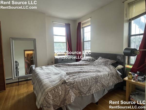$2,200 / 1br - NO FEE - OCTOBER - OVERSIZED 1 BED W/ UNIT LAUNDRY -  HW Floors63810013672065121