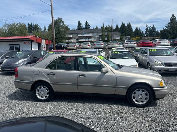 1995 Mercedes-Benz C-Class C220 - $3,999 (Lynnwood, WA)63469736650497121