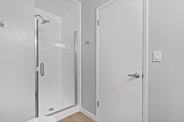 Cozy Studio w/ Large Private Patio + Utilities Included! 1