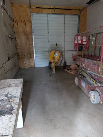 650 $ / 435 pies² - Taller/Bahía de garaje/Almacén/Almacenamiento industrial comercial (North Tonawanda)63285950835201123