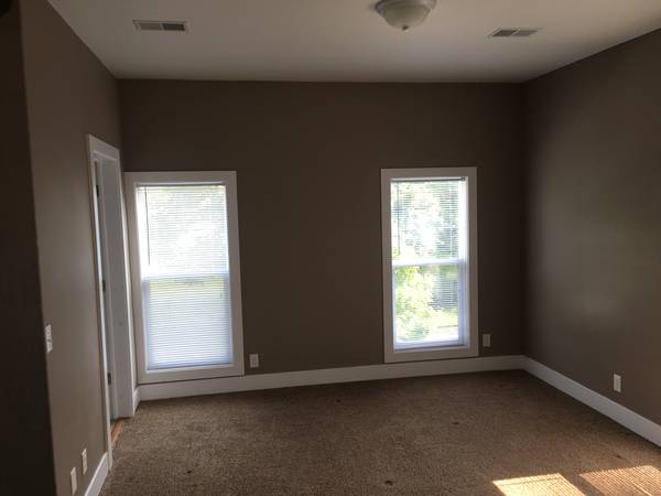 $750 / 1br - Private Room Shared Duplex Downtown GR +Laundry+ Pd Utilities+Wifi (grand rapids nw)63985938498690123