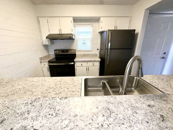 $1,423 / 2br - 960ft2 - ☏Don ‘t Wait. The time will never be exactly right. ☏ (Tucson AZ)63674963884417121