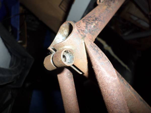 old frame and fork probably a Bridgestone - $5 (Bremerton)63471357430657122