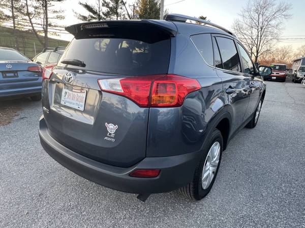 2013 TOYOTA RAV4 LE AWD, eficiente en combustible, cámara de reversa, entrada remota, POW - $13,995 (Lowell MA 01851)63469900752001124