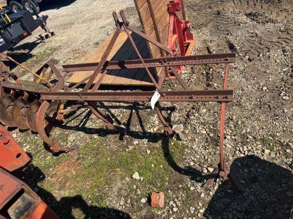 4 row cultivator/plow!! - $350 (Loganville)63470457538691121