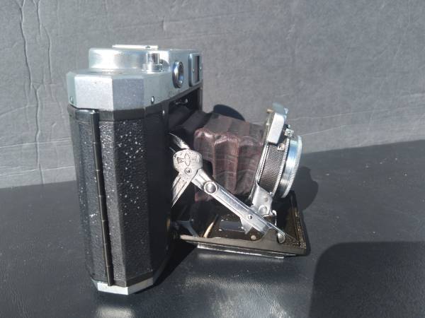 Cámara de película vintage Mamiya Six 6X6 con visor de distancia Zuiko 7,5 cm F3,5 - $100 (San Bruno)63436255597059124