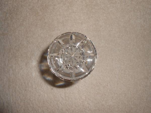 Vaso de cristal vintage Waterford de 7" con pie, Kinsale - $25 (Shorewood, IL)63470452416513122