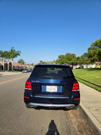 2014 Mercedes GLK 350. POCAS MILLAS - $12,50063440304612225124