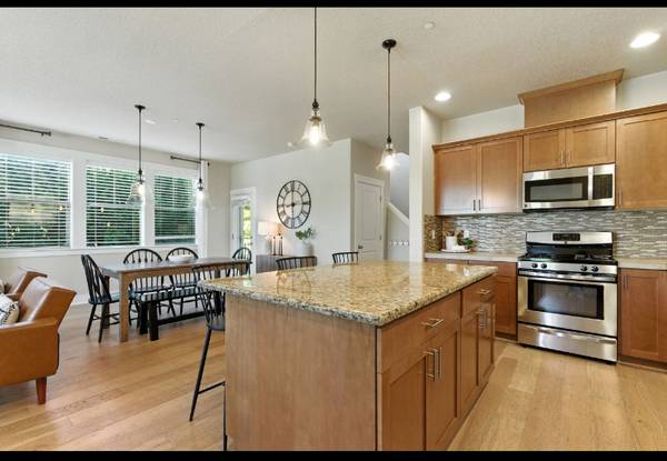 $3500.00 / 4br - 2018ft2 - Beautiful 4BD/2.5BTH single family home for rent63914739381123122