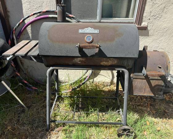 River Grille - Charcoal Grill/Smoker 1