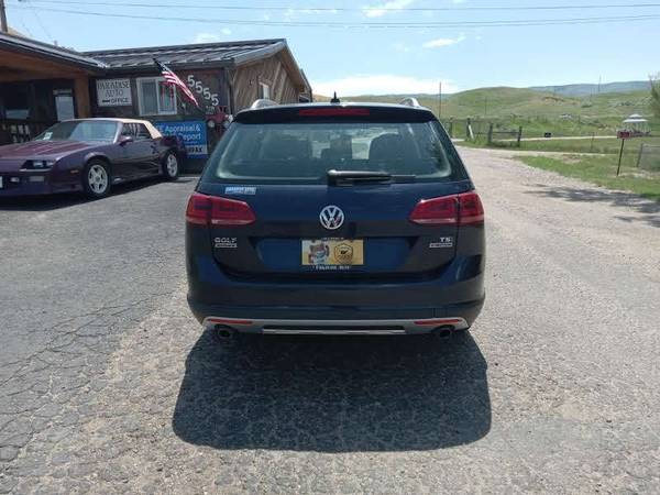 2017 Volkswagen Golf Alltrack TSI S 6A - $15,995 (Casper Wyoming)63612057748227123