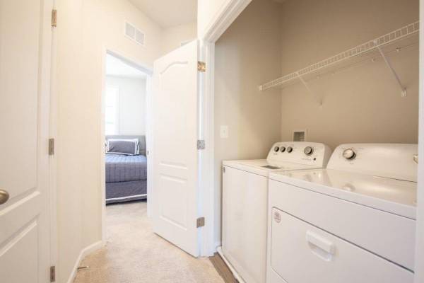 $3,921 / 4br - 2400ft2 - Open Concept Living, High End Finishes, Expansive 2400 sqf (Camp Springs MD, Joint Andrews Air Force Base)63882464233475124